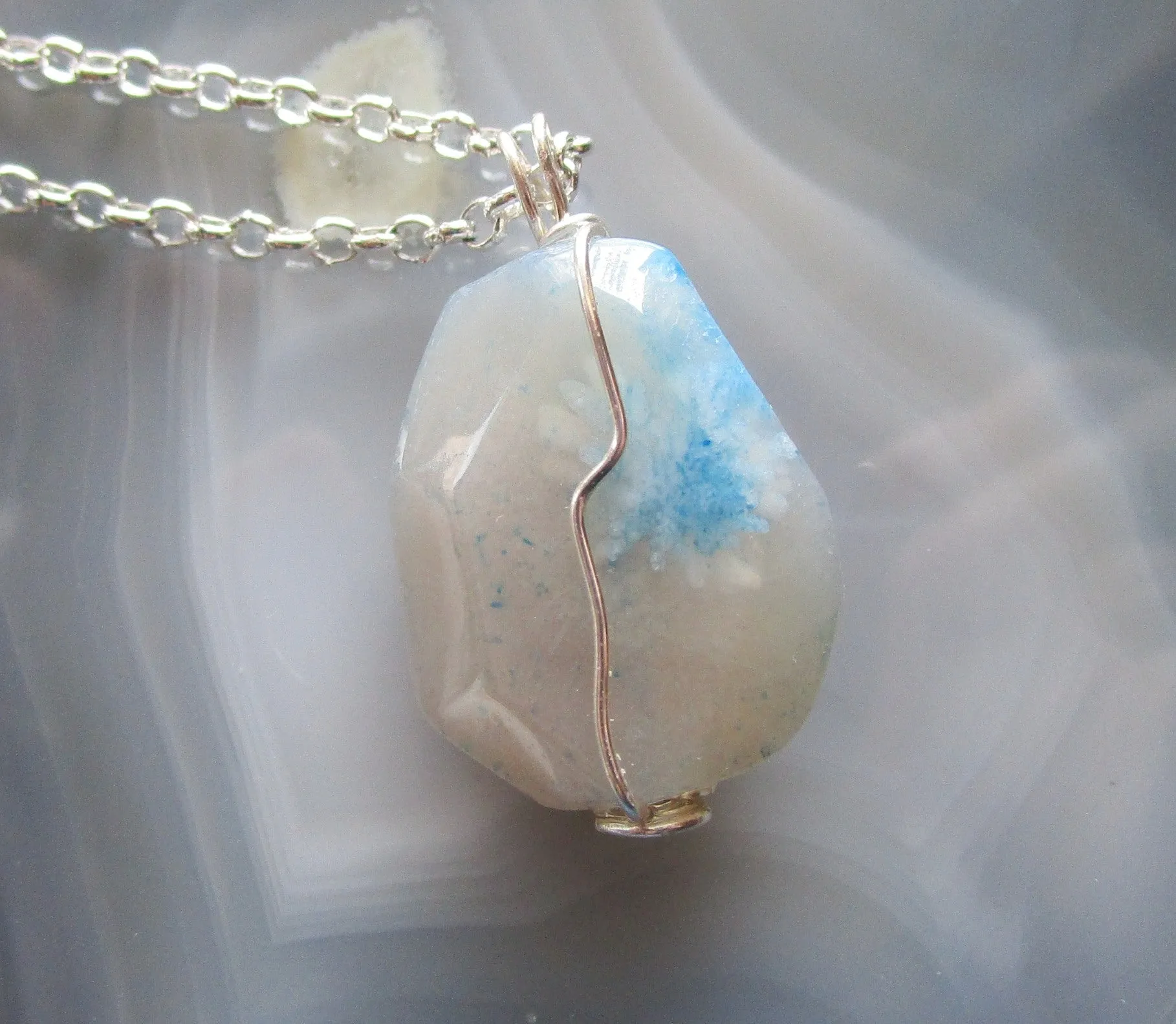 Blue Cloud Agate Gemstone Crystal Wire Wrapped Pendant Necklace