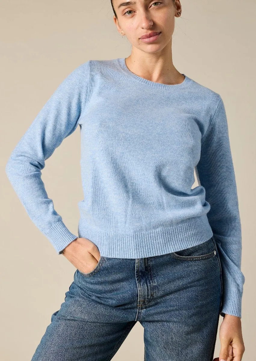 Cashmere Daisy Crew Neck in Stonewash