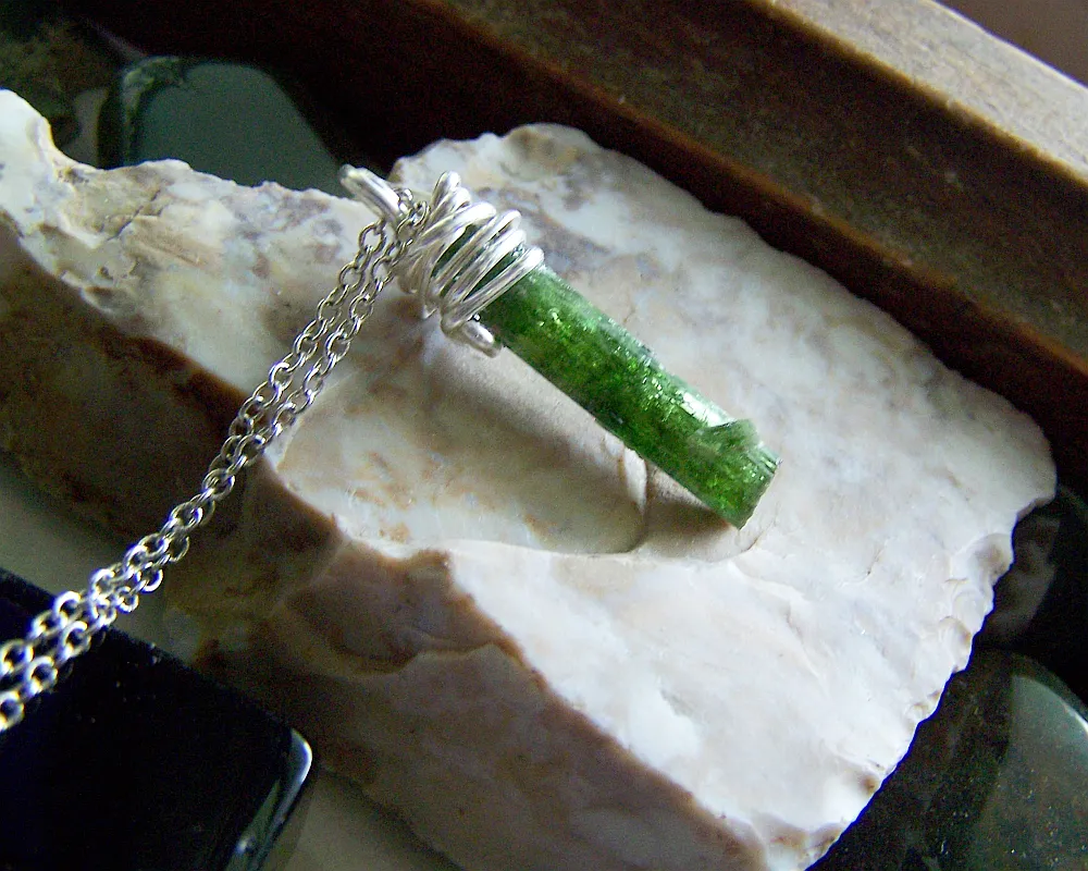 Green Chrome Diopside Raw Gemstone Natural Crystal Pendant Necklace