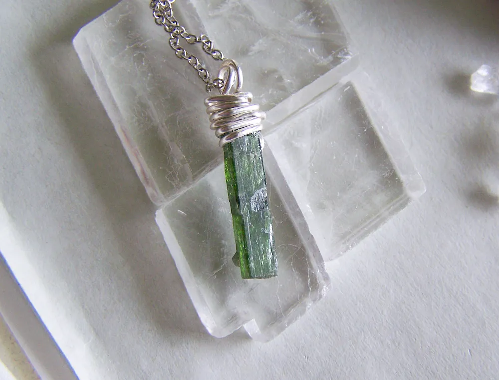 Green Chrome Diopside Raw Gemstone Natural Crystal Pendant Necklace